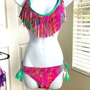 Raisins Size L, 2 Pieces set, Top and bottom